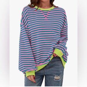 OVERSIZED STRIPED CREWNECK